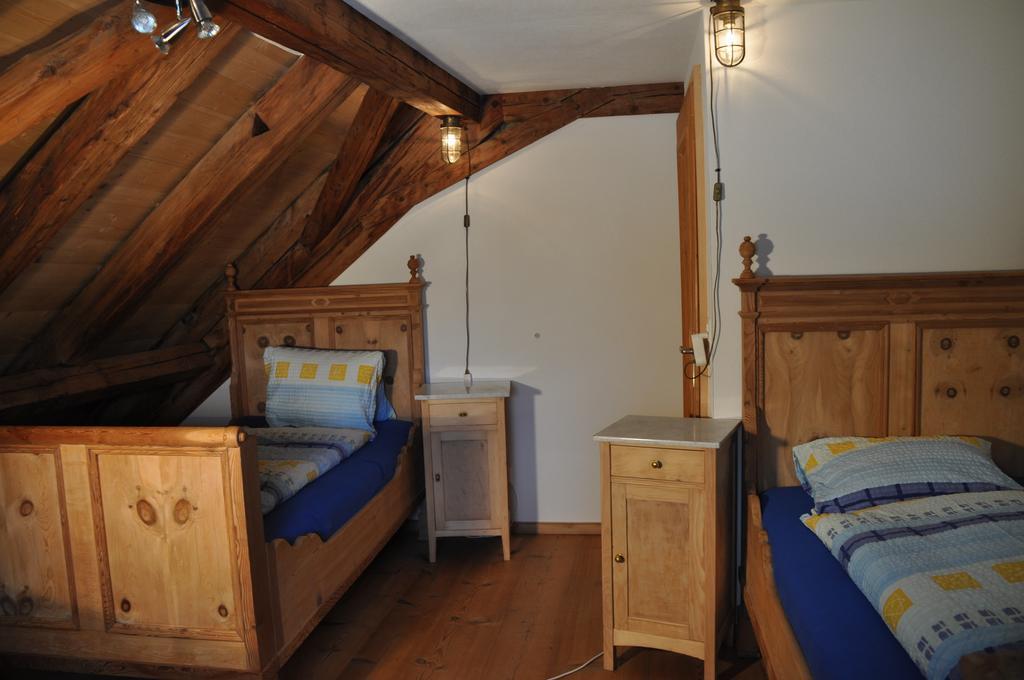 Attika Wohnung 7546 Ardez Oda fotoğraf